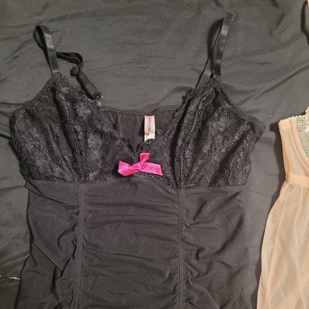 2 Teddys - Picture 5 of 7